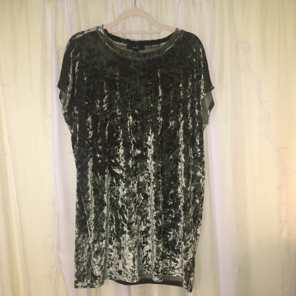 FOREVER 21 CRUSHED VELVET TSHIRT DRESS